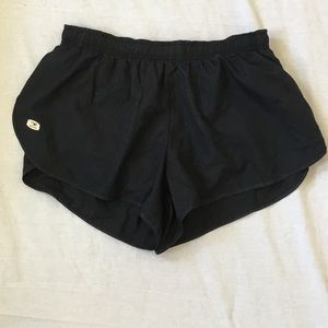 Sugoi Womens 42k running short NWT